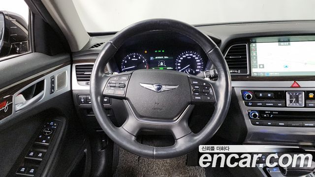 Genesis G80 2018 — photo 13