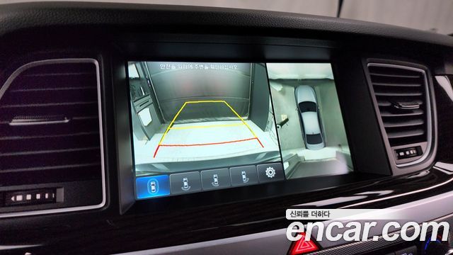 Genesis G80 2018 — photo 15