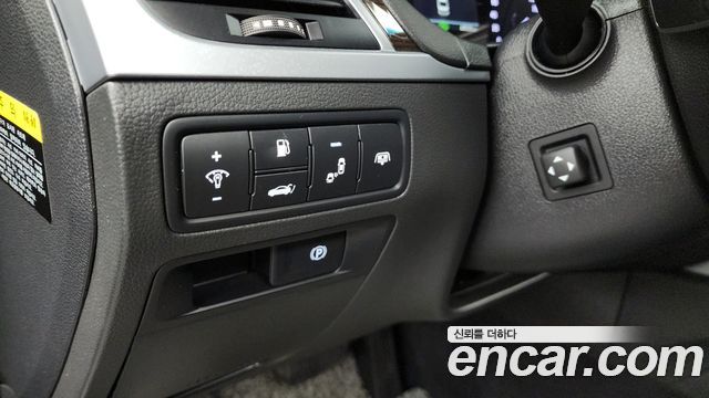 Genesis G80 2018 — photo 16