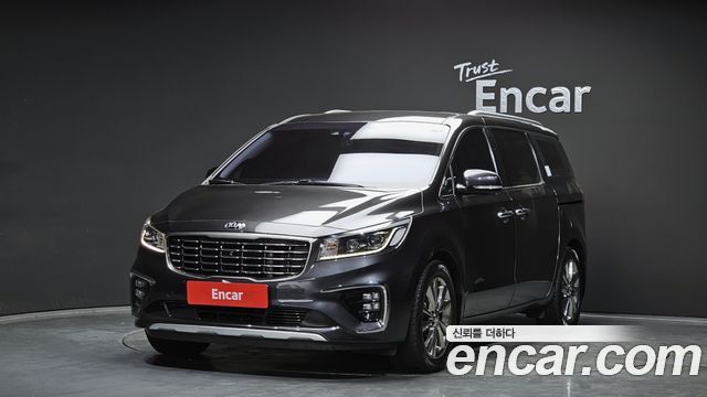 Kia Canival 2019 — photo 1