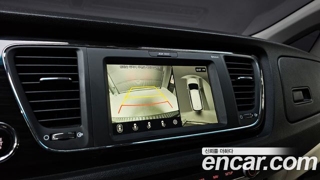 Kia Canival 2019 — photo 15