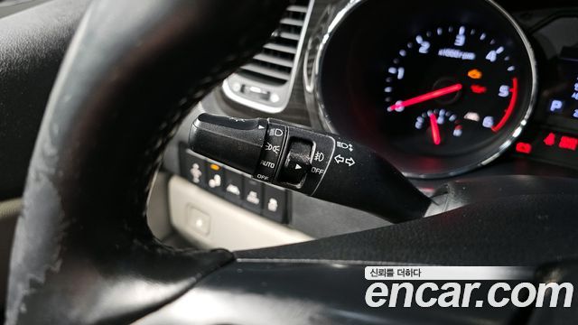 Kia Canival 2019 — photo 17