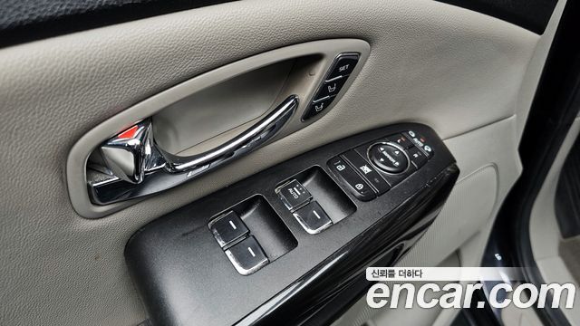 Kia Canival 2019 — photo 18