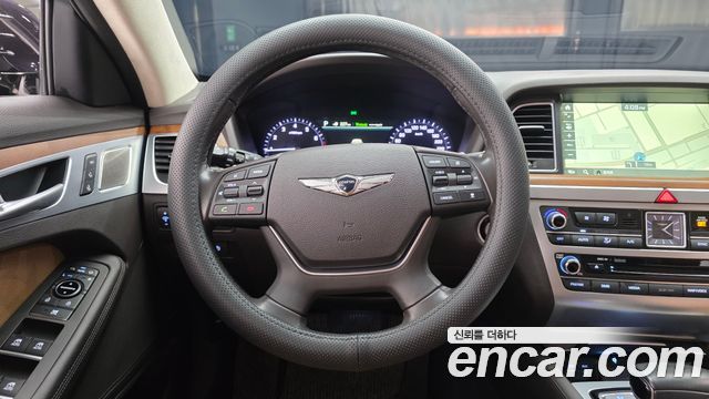 Genesis G80 2017 — photo 13