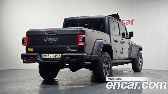 Jeep Gladiator 2020 — photo 2