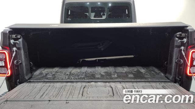 Jeep Gladiator 2020 — photo 20