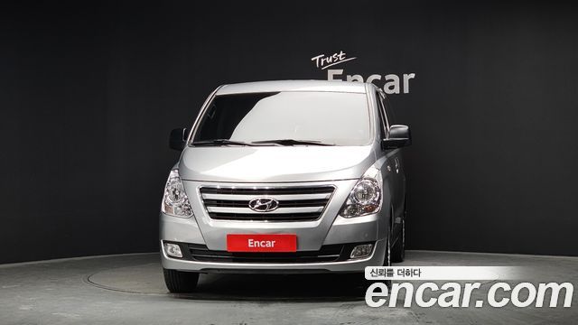 Hyundai Starex 2017 — photo 3