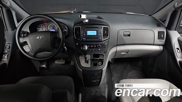 Hyundai Starex 2017 — photo 7