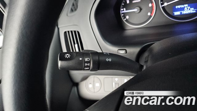 Hyundai Starex 2017 — photo 17