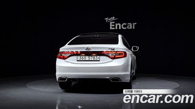 Hyundai Grandeur 2015 — photo 4