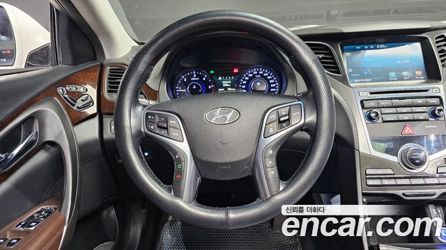 Hyundai Grandeur 2015 — photo 13