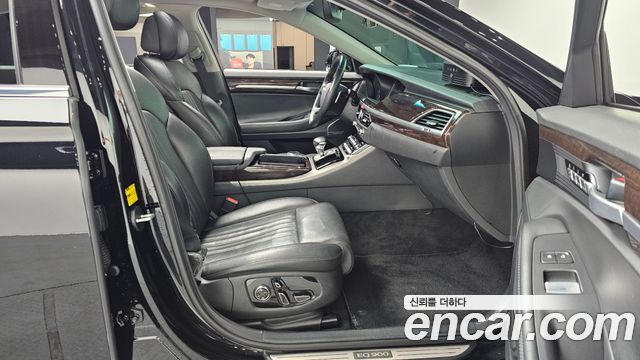 Genesis EQ900 2016 — photo 11