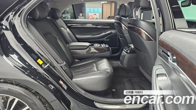 Genesis EQ900 2016 — photo 12