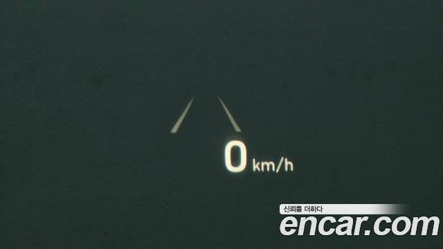 Genesis EQ900 2016 — photo 14