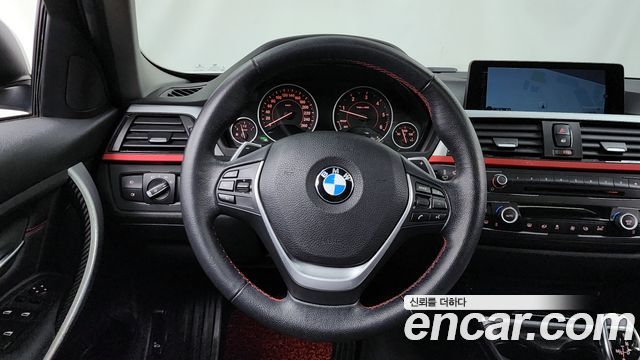 BMW 3-Series 2015 — photo 10