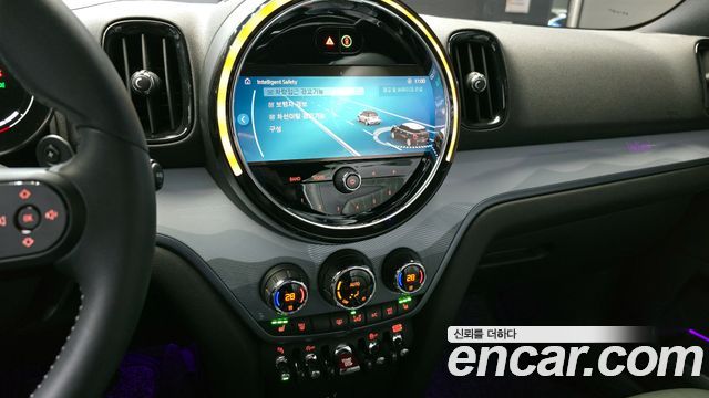 Mini Countryman 2023 — photo 16