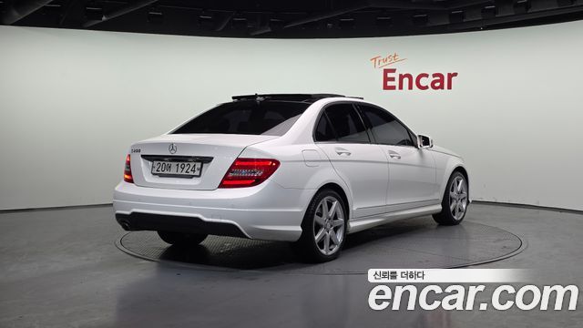 Mercedes-Benz C-Class 2013 — photo 2