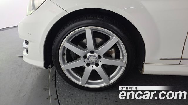 Mercedes-Benz C-Class 2013 — photo 5