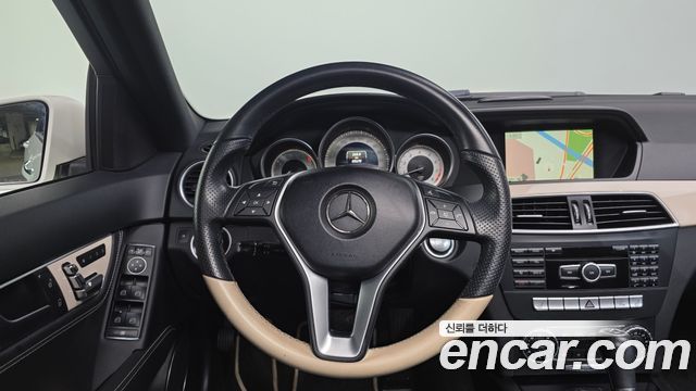 Mercedes-Benz C-Class 2013 — photo 13