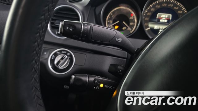 Mercedes-Benz C-Class 2013 — photo 19