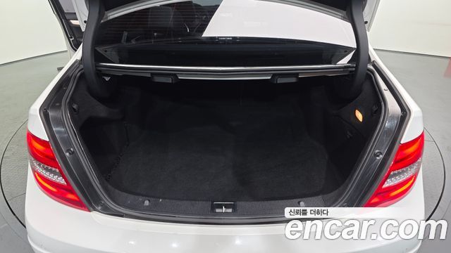 Mercedes-Benz C-Class 2013 — photo 20