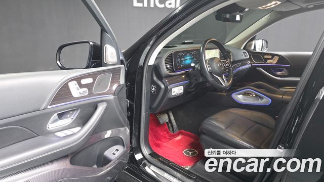 Mercedes-Benz GLE-Class 2022 — photo 10