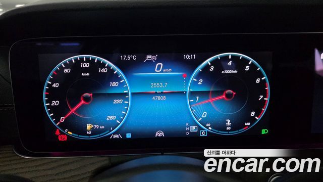 Mercedes-Benz E-Class 2023 — photo 8