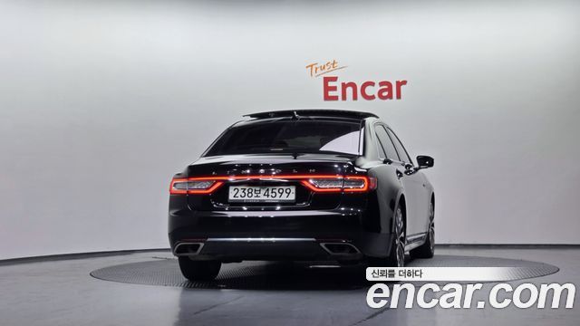 Lincoln Continental 2020 — photo 4