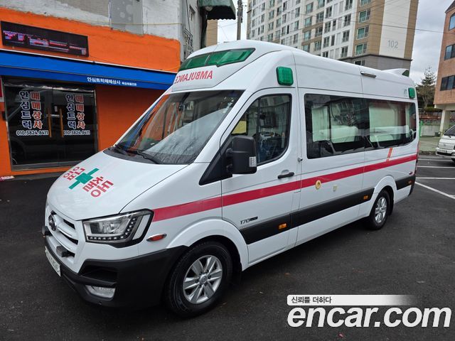 Hyundai Solati 2016 — photo 1