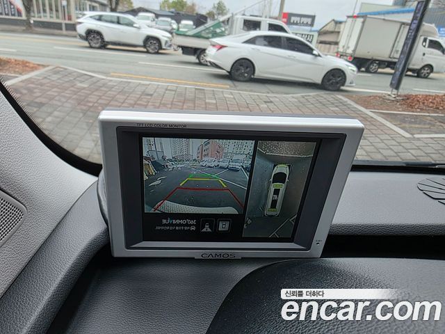 Hyundai Solati 2016 — photo 17