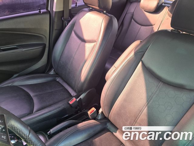 Chevrolet Korea Spark 2017 — photo 18