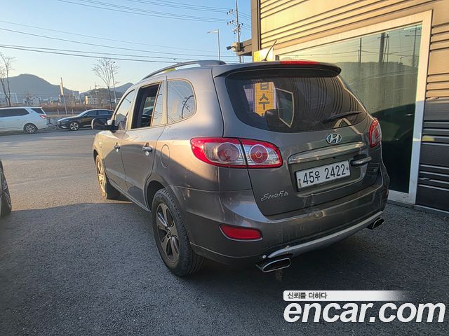 Hyundai Santafe 2012 — photo 3