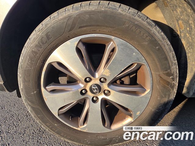Hyundai Santafe 2012 — photo 7