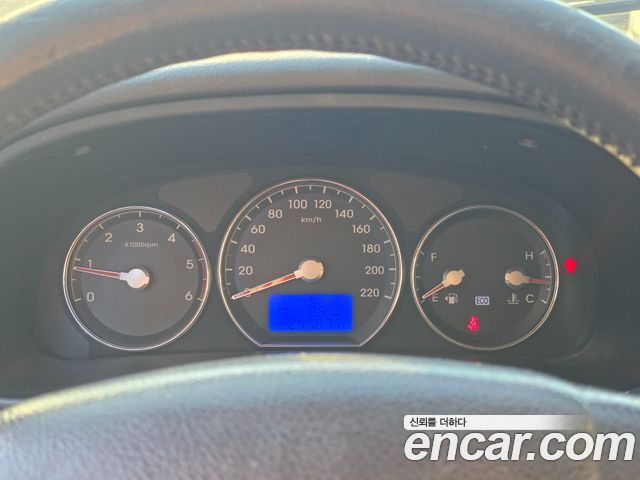 Hyundai Santafe 2012 — photo 11