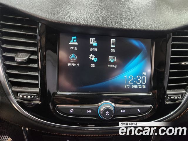 Chevrolet Korea Trax 2018 — photo 12