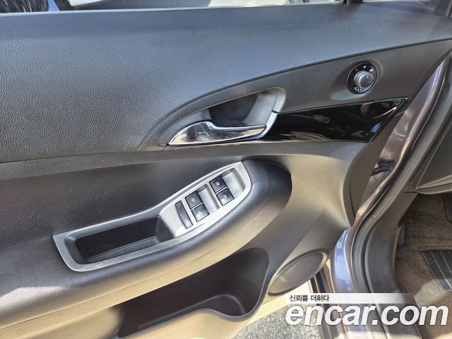 Chevrolet Korea Orlando 2012 — photo 7