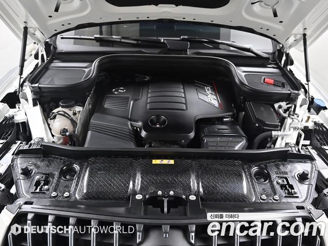 Mercedes-Benz GLE-Class 2023 — photo 6
