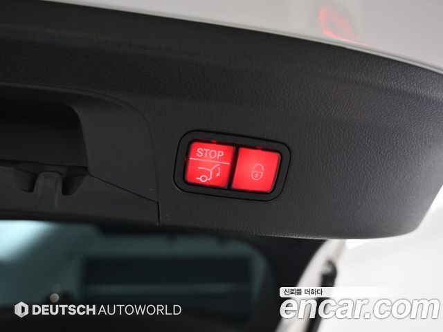 Mercedes-Benz GLE-Class 2023 — photo 20