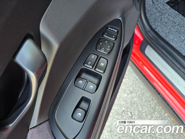 Hyundai Veloster 2018 — photo 9