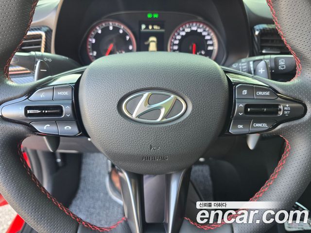 Hyundai Veloster 2018 — photo 14