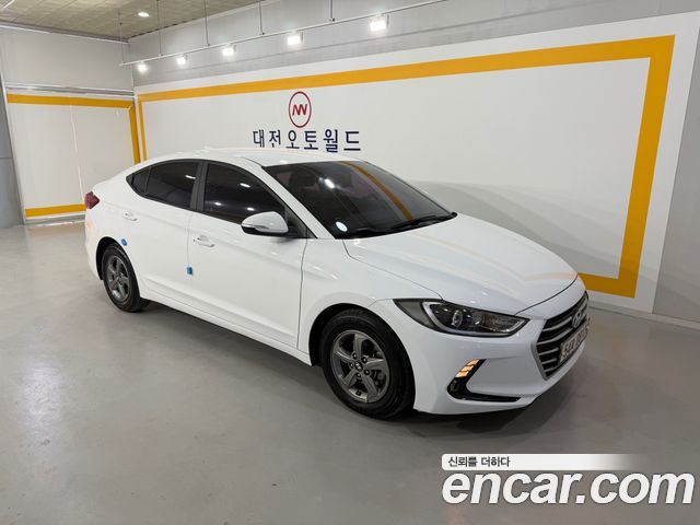Hyundai AVANTE 2017 — photo 9