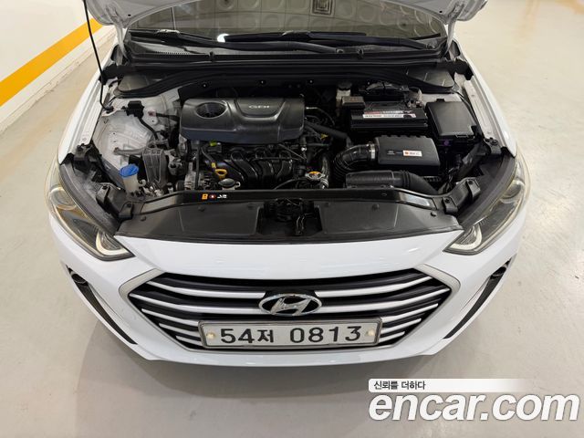 Hyundai AVANTE 2017 — photo 20