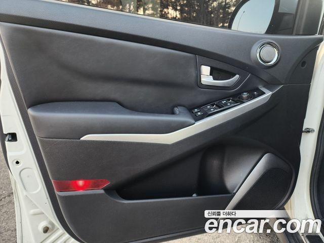 KG Mobility KORANDO 2014 — photo 13