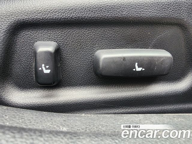 Kia K7 2015 — photo 13