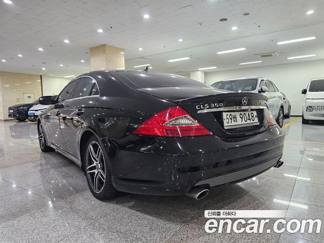 Mercedes-Benz CLS-Class 2010 — photo 3