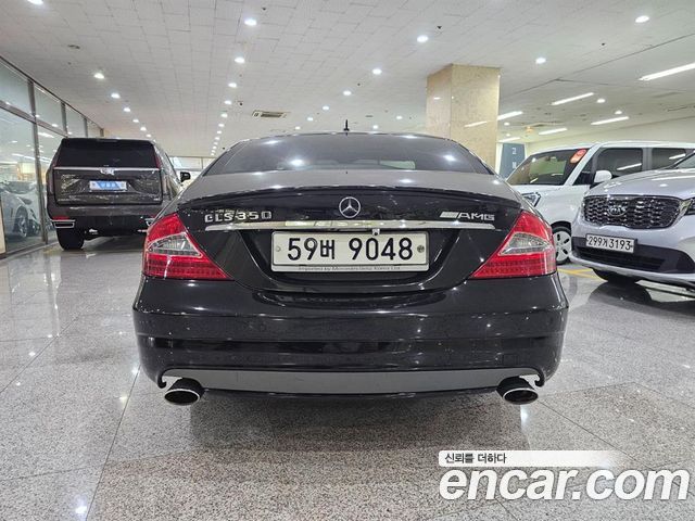 Mercedes-Benz CLS-Class 2010 — photo 4