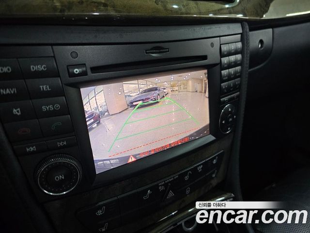 Mercedes-Benz CLS-Class 2010 — photo 13