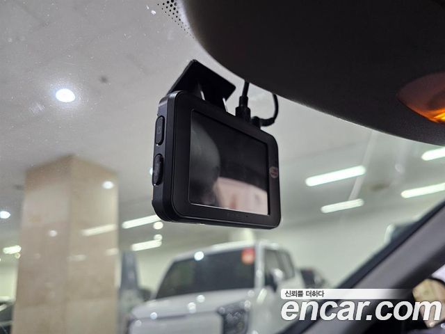 Mercedes-Benz CLS-Class 2010 — photo 16