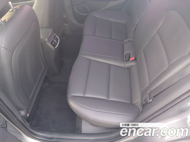 Hyundai AVANTE 2016 — photo 8