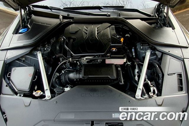 Genesis G80 2022 — photo 9